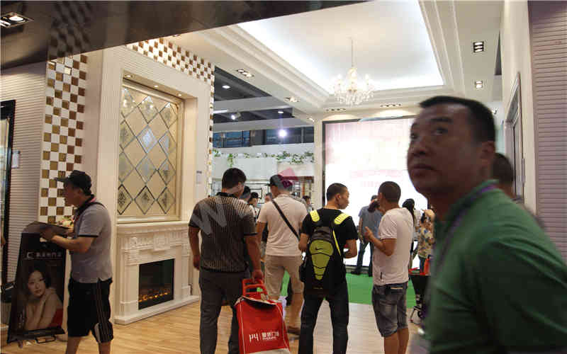深圳展會設(shè)計公司介仁門窗展展臺設(shè)計搭建